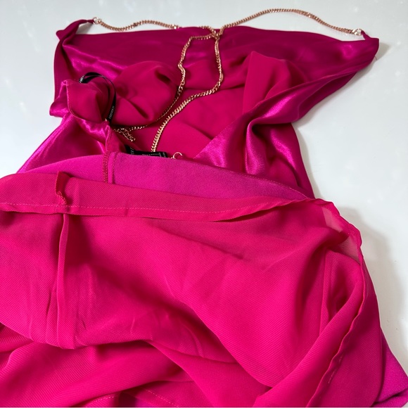 🌟🌟SOLD 🌟🌟FOREVER 21 dress mini dress ROSE GOLD chain SHOULDER STRAPS fuchsiS - Picture 9 of 11